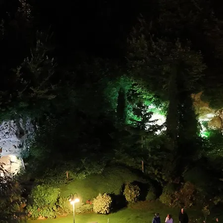 Сasa de vacaciones Les Trois Grottes